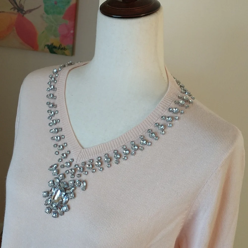 Hot in Hollywood cashmere blend V-Neck sweater pink blush rhinestones size M - Picture 3 of 8